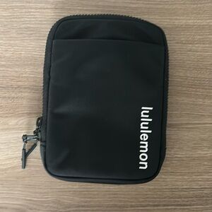 Lululemon Easy Access Crossbody Bag